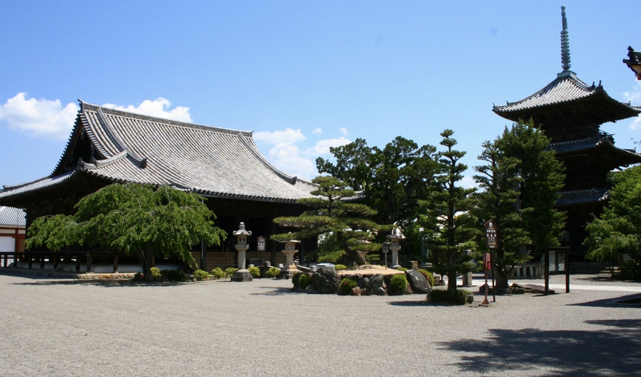 10. 道成寺：伝説が息づく古刹